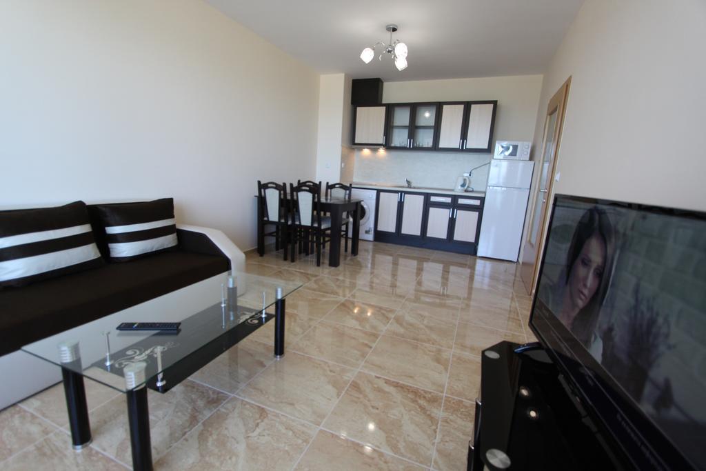 Golden Sea View Apartments 帕莫瑞 外观 照片