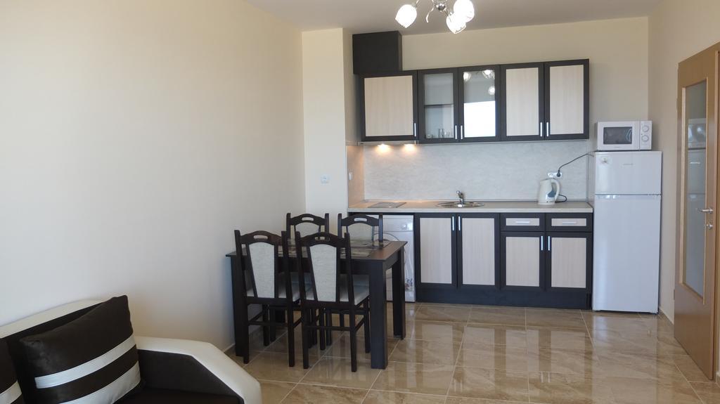 Golden Sea View Apartments 帕莫瑞 外观 照片